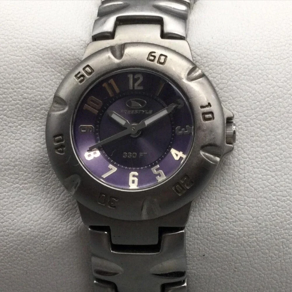 Freestyle Womens Watch 27mm Purple Dial Silver Tone Diver New Battery 6.25